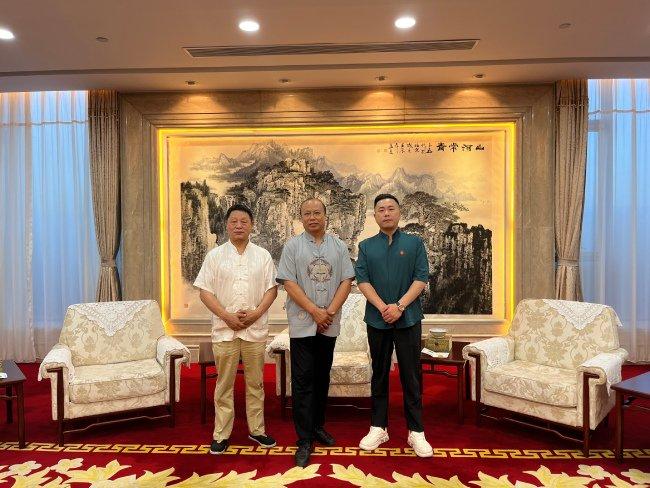 藝術與交流的盛事 宮辰獲全球獨家授權,王天緣作品展在京舉行